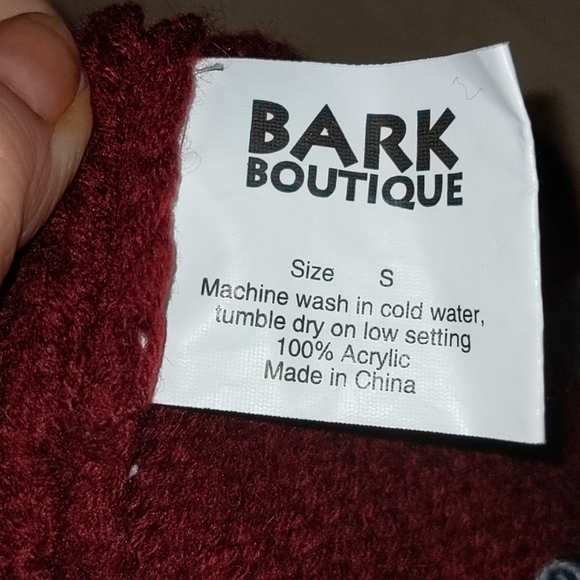 ❤️ HOST PICK 🎉 Dog Poncho Bark Boutique Small 🎉 - Picture 7 of 8